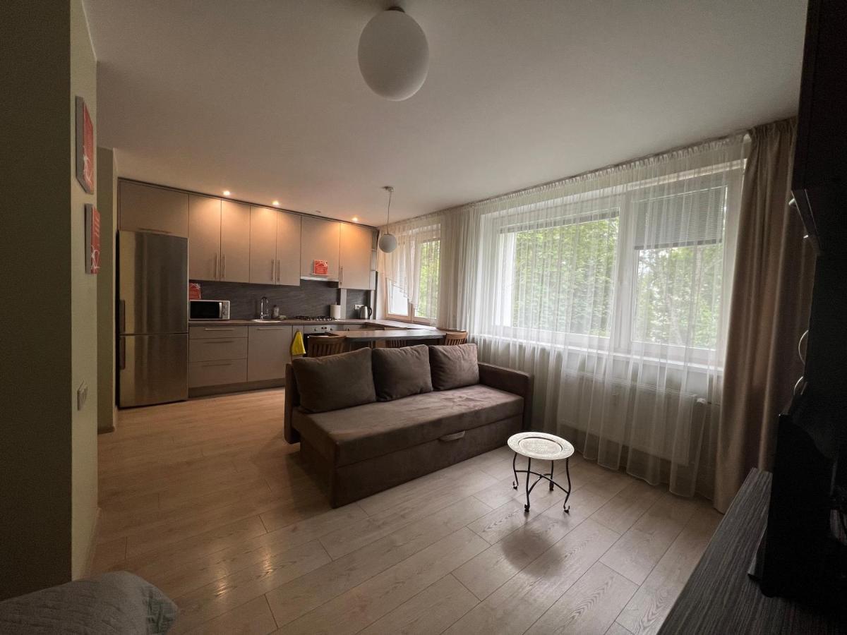 Elsertos Namai Apartment Telsiai Bagian luar foto